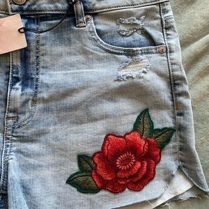 american eagle embroidered shorts